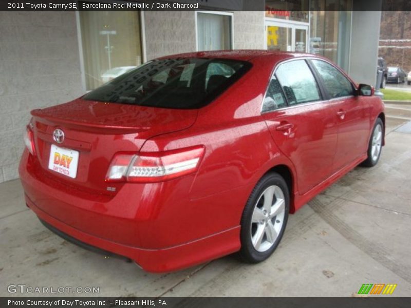 Barcelona Red Metallic / Dark Charcoal 2011 Toyota Camry SE