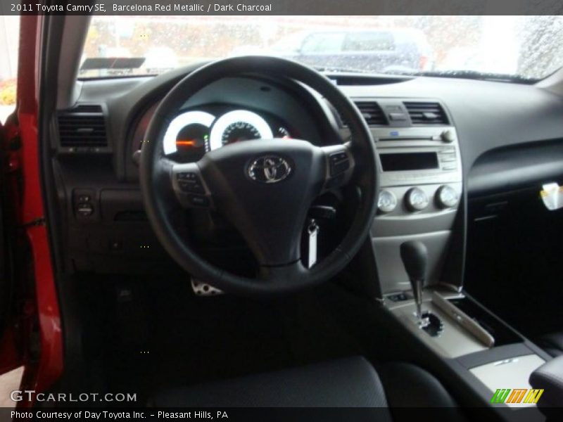 Barcelona Red Metallic / Dark Charcoal 2011 Toyota Camry SE