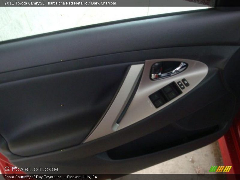 Barcelona Red Metallic / Dark Charcoal 2011 Toyota Camry SE