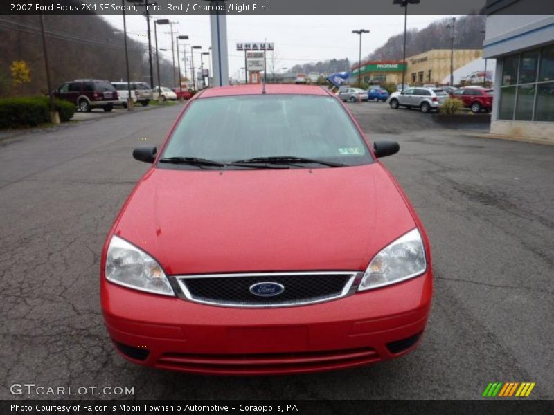 Infra-Red / Charcoal/Light Flint 2007 Ford Focus ZX4 SE Sedan