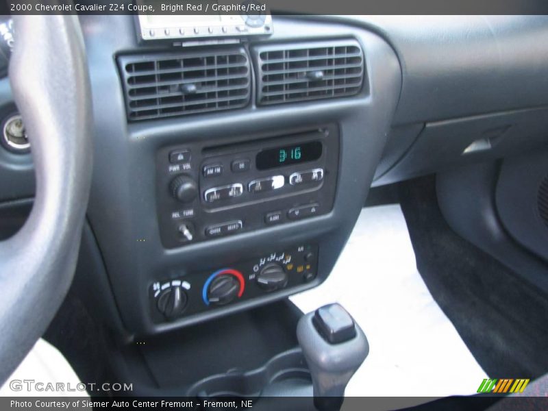 Bright Red / Graphite/Red 2000 Chevrolet Cavalier Z24 Coupe