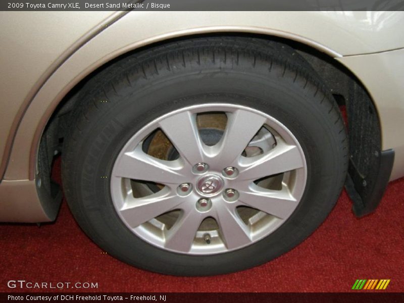 Desert Sand Metallic / Bisque 2009 Toyota Camry XLE