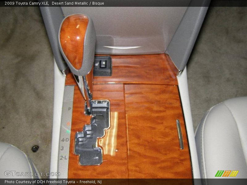 Desert Sand Metallic / Bisque 2009 Toyota Camry XLE