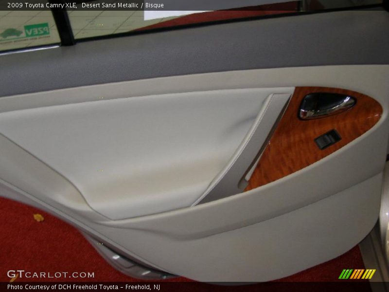 Desert Sand Metallic / Bisque 2009 Toyota Camry XLE