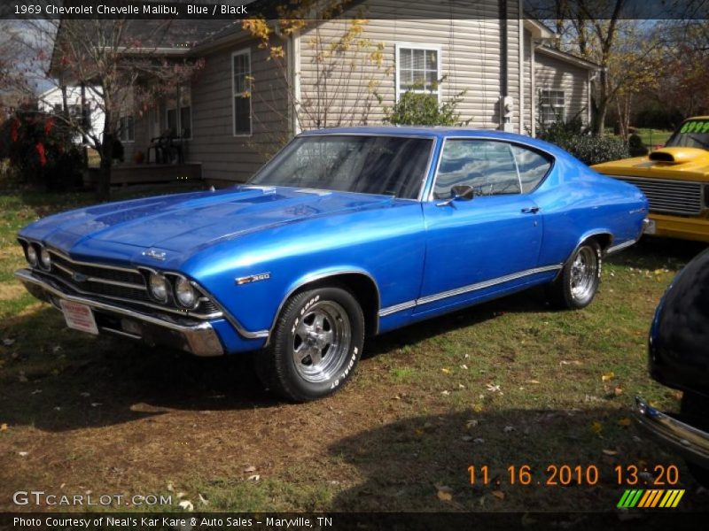 Blue / Black 1969 Chevrolet Chevelle Malibu