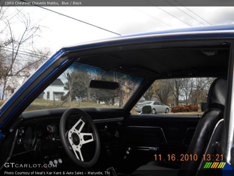 Blue / Black 1969 Chevrolet Chevelle Malibu