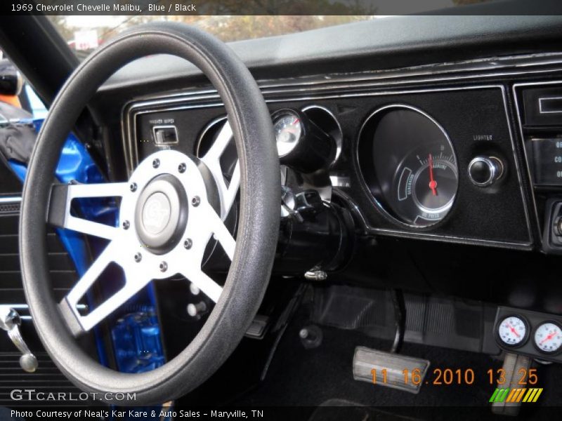 Blue / Black 1969 Chevrolet Chevelle Malibu