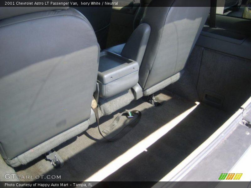Ivory White / Neutral 2001 Chevrolet Astro LT Passenger Van