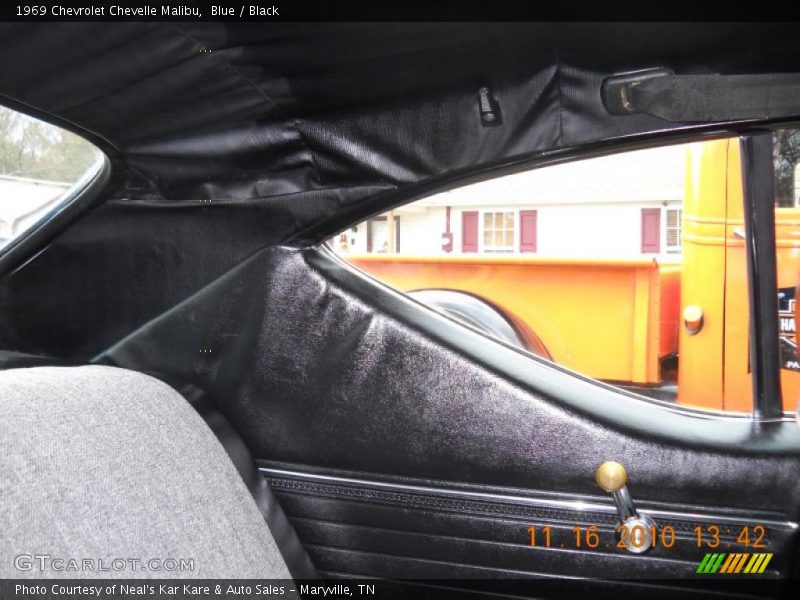 Blue / Black 1969 Chevrolet Chevelle Malibu