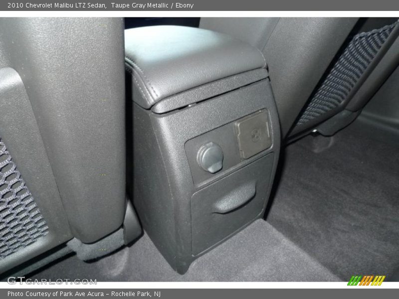 Taupe Gray Metallic / Ebony 2010 Chevrolet Malibu LTZ Sedan