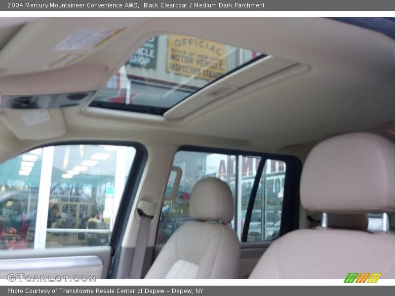 Black Clearcoat / Medium Dark Parchment 2004 Mercury Mountaineer Convenience AWD