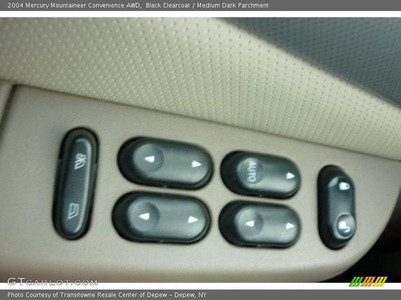 Black Clearcoat / Medium Dark Parchment 2004 Mercury Mountaineer Convenience AWD
