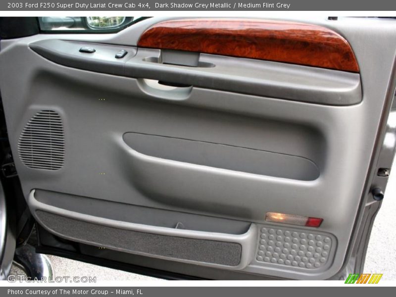 Door Panel of 2003 F250 Super Duty Lariat Crew Cab 4x4