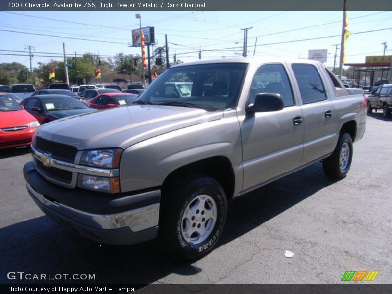 Light Pewter Metallic / Dark Charcoal 2003 Chevrolet Avalanche Z66