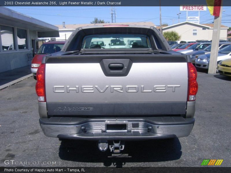 Light Pewter Metallic / Dark Charcoal 2003 Chevrolet Avalanche Z66