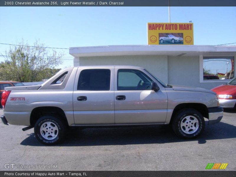 Light Pewter Metallic / Dark Charcoal 2003 Chevrolet Avalanche Z66
