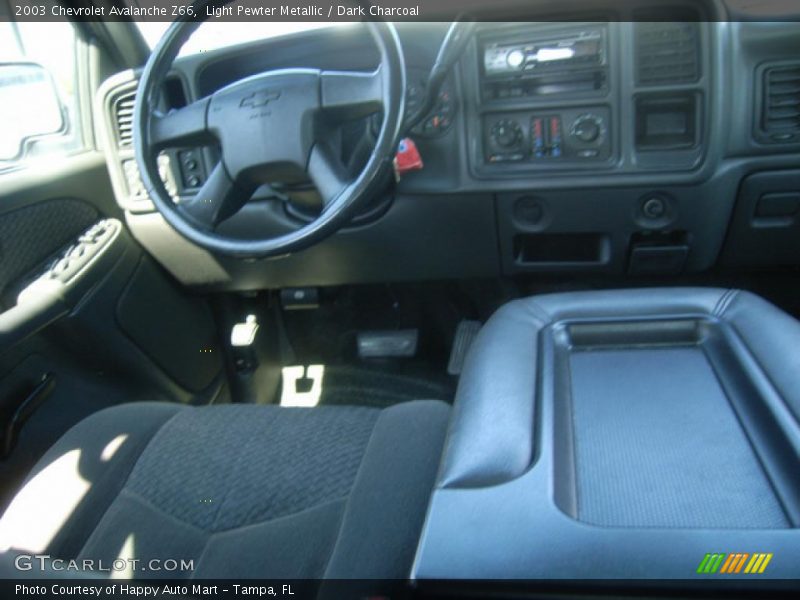 Light Pewter Metallic / Dark Charcoal 2003 Chevrolet Avalanche Z66