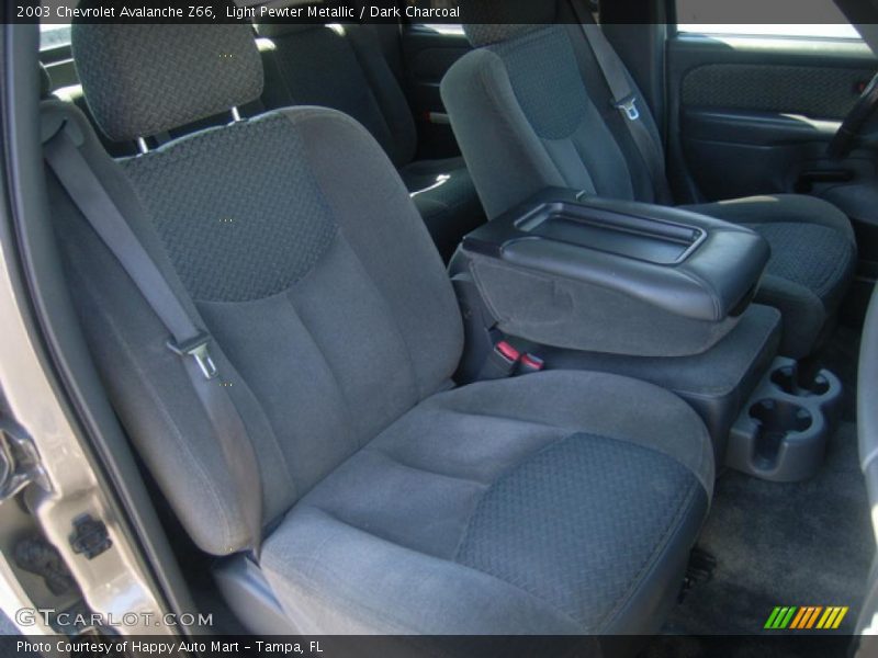 Light Pewter Metallic / Dark Charcoal 2003 Chevrolet Avalanche Z66