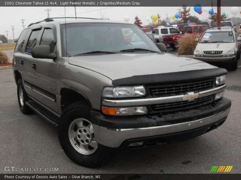 Light Pewter Metallic / Graphite/Medium Gray 2001 Chevrolet Tahoe LS 4x4