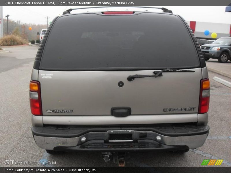 Light Pewter Metallic / Graphite/Medium Gray 2001 Chevrolet Tahoe LS 4x4