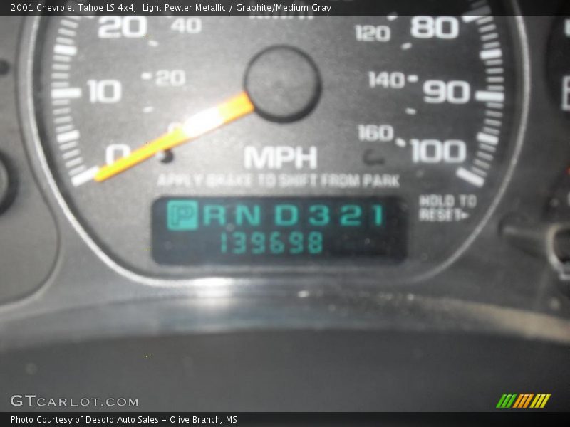 Light Pewter Metallic / Graphite/Medium Gray 2001 Chevrolet Tahoe LS 4x4
