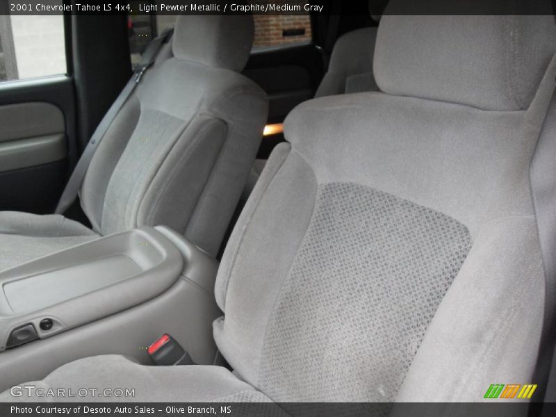 Light Pewter Metallic / Graphite/Medium Gray 2001 Chevrolet Tahoe LS 4x4