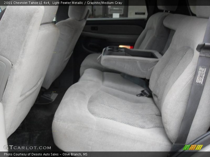 Light Pewter Metallic / Graphite/Medium Gray 2001 Chevrolet Tahoe LS 4x4