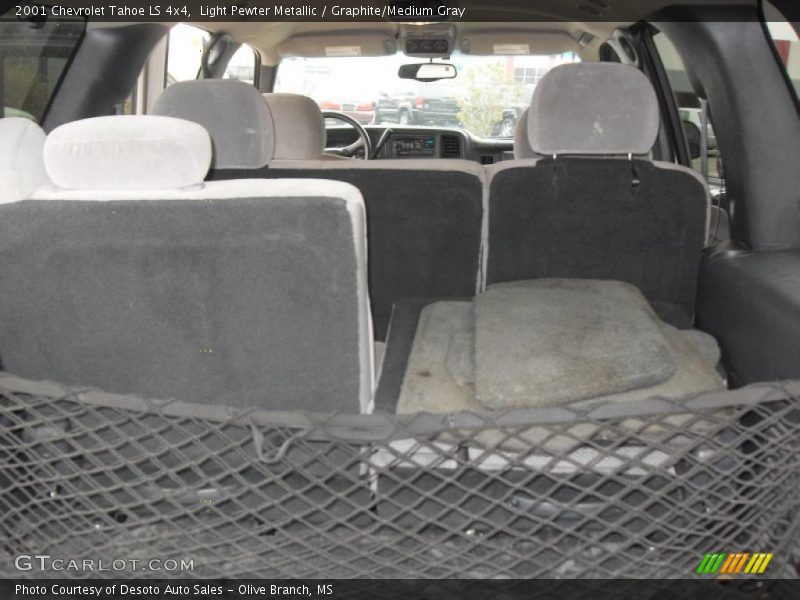 Light Pewter Metallic / Graphite/Medium Gray 2001 Chevrolet Tahoe LS 4x4