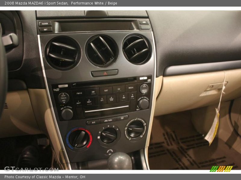 Performance White / Beige 2008 Mazda MAZDA6 i Sport Sedan