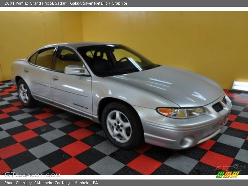 Galaxy Silver Metallic / Graphite 2001 Pontiac Grand Prix SE Sedan