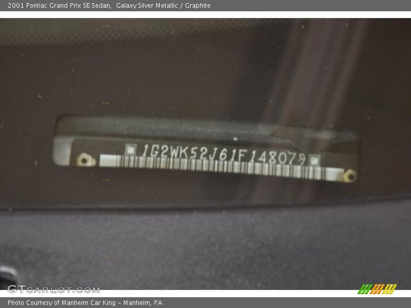 Galaxy Silver Metallic / Graphite 2001 Pontiac Grand Prix SE Sedan