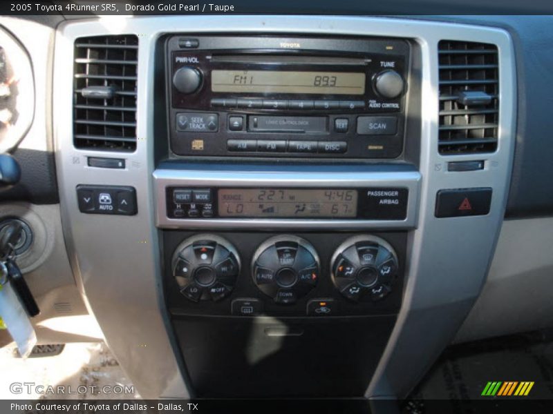 Dorado Gold Pearl / Taupe 2005 Toyota 4Runner SR5