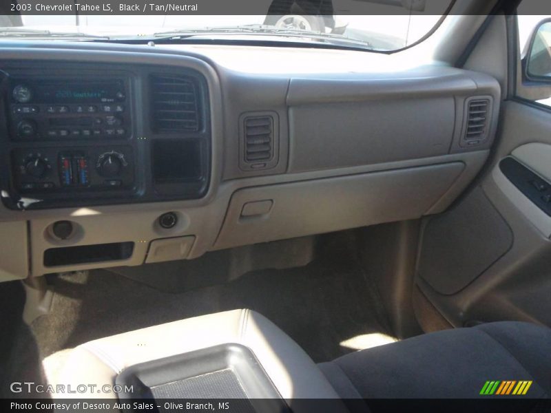 Black / Tan/Neutral 2003 Chevrolet Tahoe LS