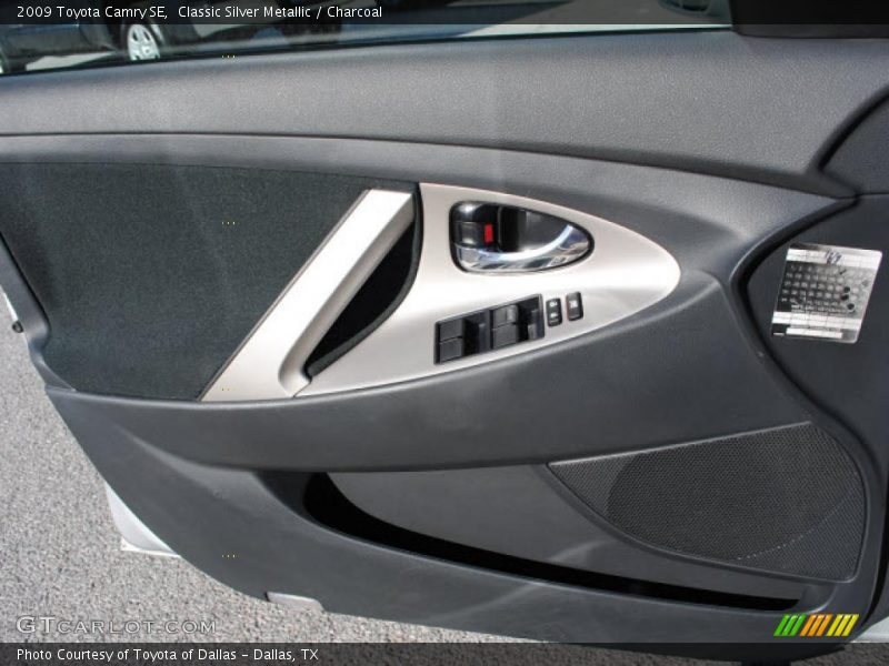 Classic Silver Metallic / Charcoal 2009 Toyota Camry SE