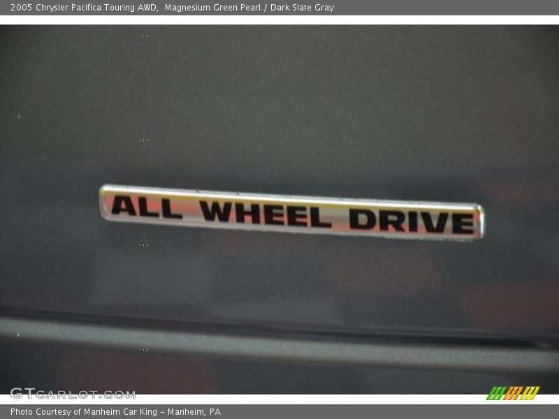 Magnesium Green Pearl / Dark Slate Gray 2005 Chrysler Pacifica Touring AWD