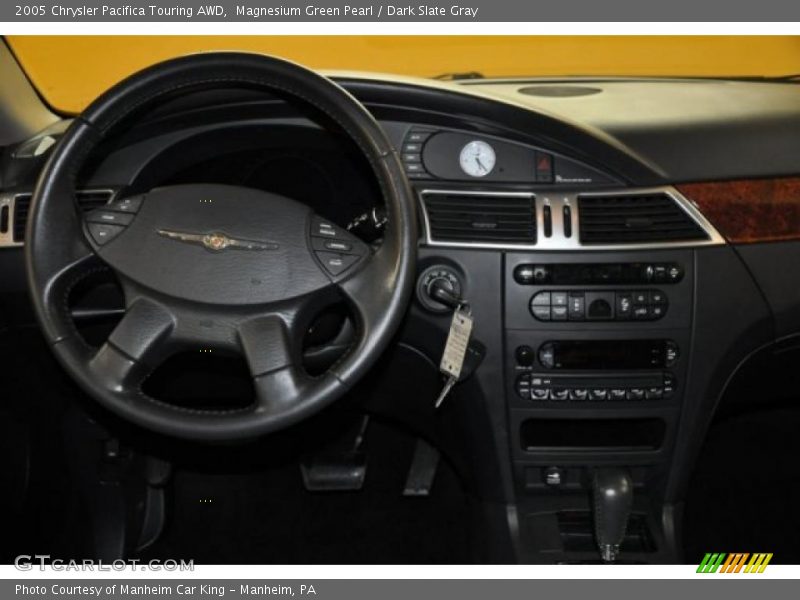Magnesium Green Pearl / Dark Slate Gray 2005 Chrysler Pacifica Touring AWD