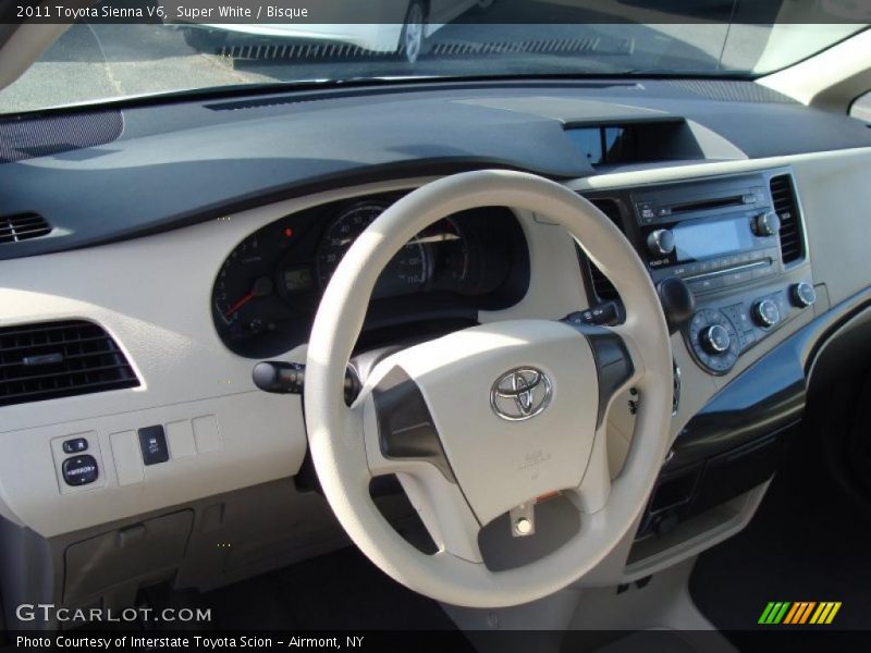 Super White / Bisque 2011 Toyota Sienna V6