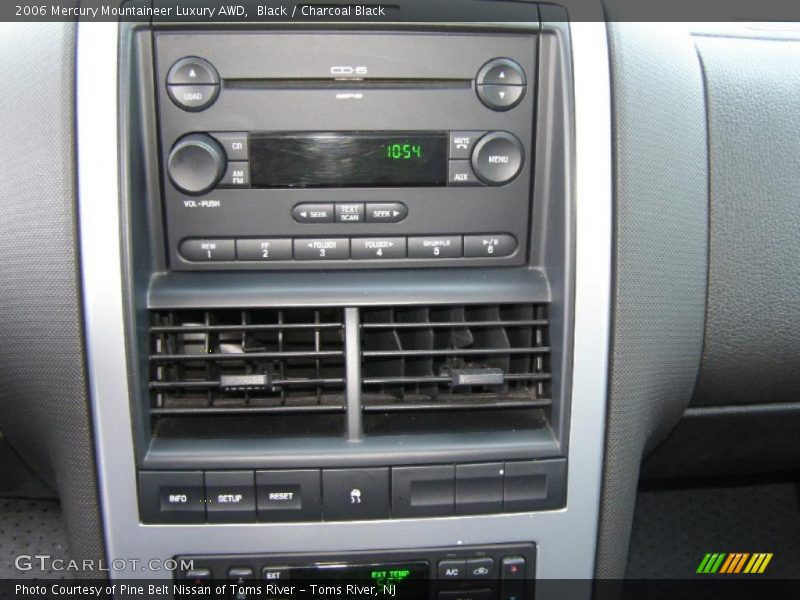 Controls of 2006 Mountaineer Luxury AWD