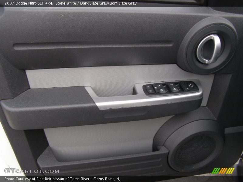 Stone White / Dark Slate Gray/Light Slate Gray 2007 Dodge Nitro SLT 4x4