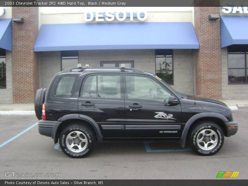 Black / Medium Gray 2003 Chevrolet Tracker ZR2 4WD Hard Top