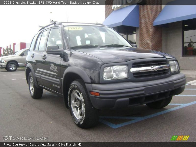 Black / Medium Gray 2003 Chevrolet Tracker ZR2 4WD Hard Top