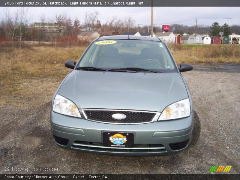 Light Tundra Metallic / Charcoal/Light Flint 2006 Ford Focus ZX5 SE Hatchback