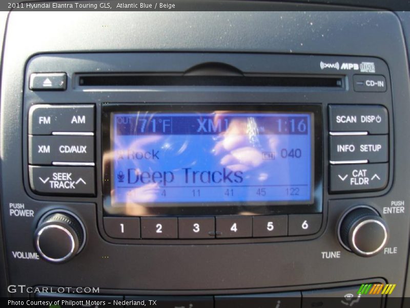 Controls of 2011 Elantra Touring GLS