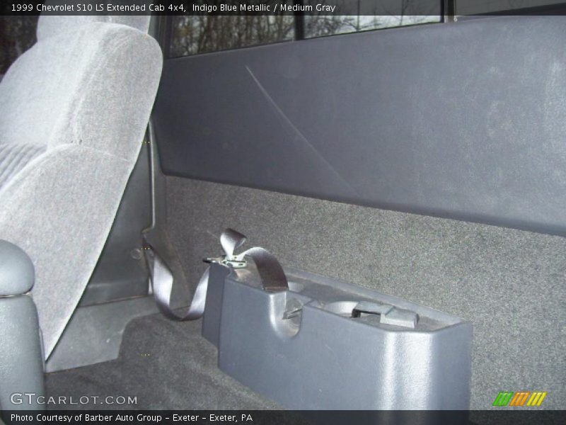 Indigo Blue Metallic / Medium Gray 1999 Chevrolet S10 LS Extended Cab 4x4