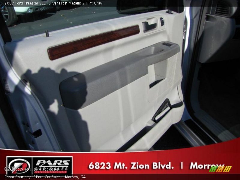 Silver Frost Metallic / Flint Gray 2007 Ford Freestar SEL