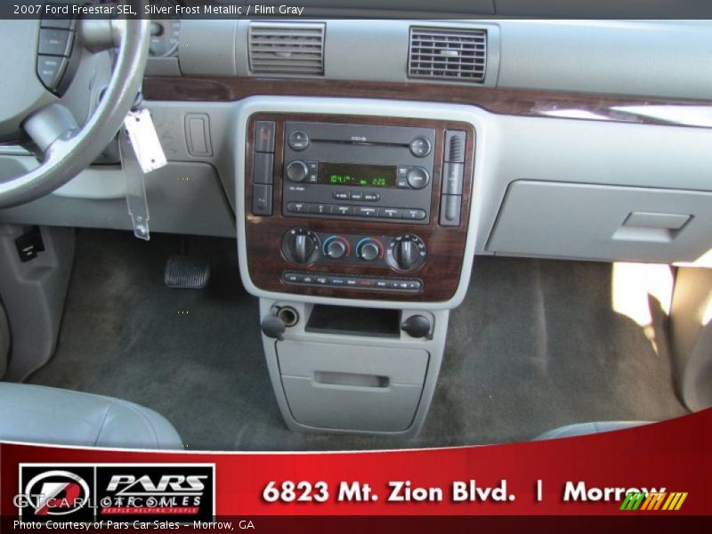 Silver Frost Metallic / Flint Gray 2007 Ford Freestar SEL