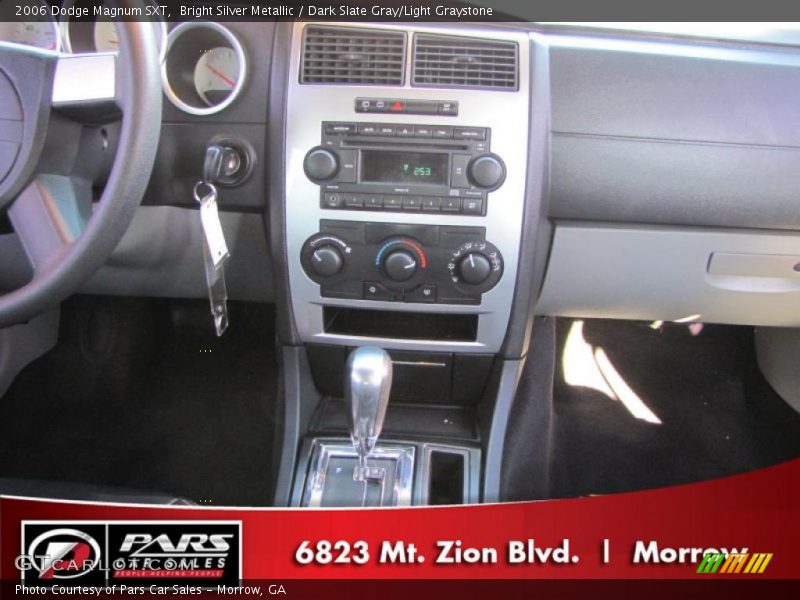 Bright Silver Metallic / Dark Slate Gray/Light Graystone 2006 Dodge Magnum SXT