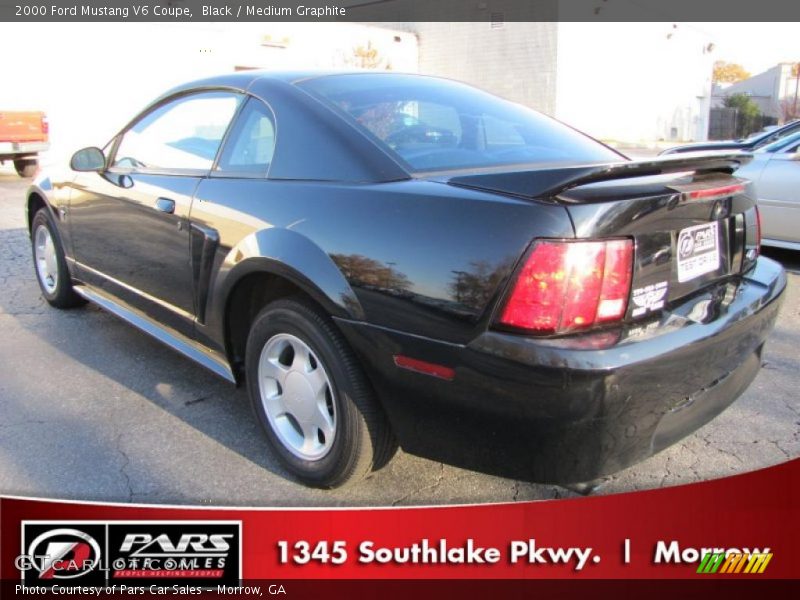 Black / Medium Graphite 2000 Ford Mustang V6 Coupe