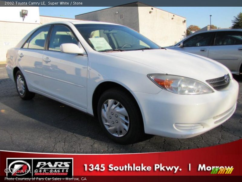 Super White / Stone 2002 Toyota Camry LE