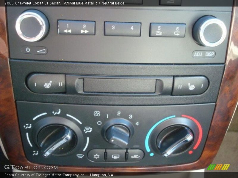 Controls of 2005 Cobalt LT Sedan